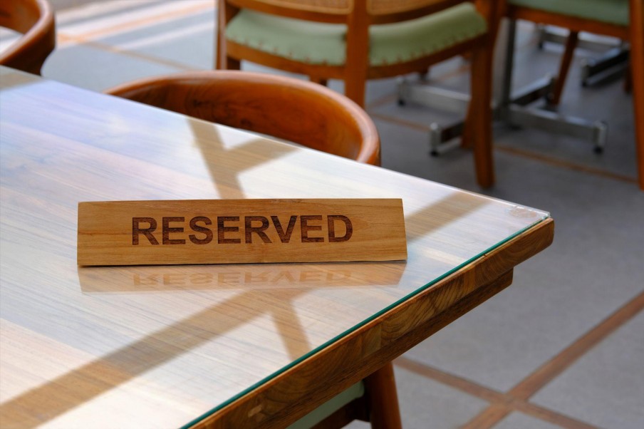 Restaurant Booking Etiquette Every Diner Should Know
